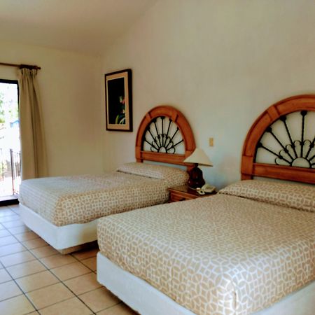 Parador De Manolos Hotel Куернавака Екстериор снимка