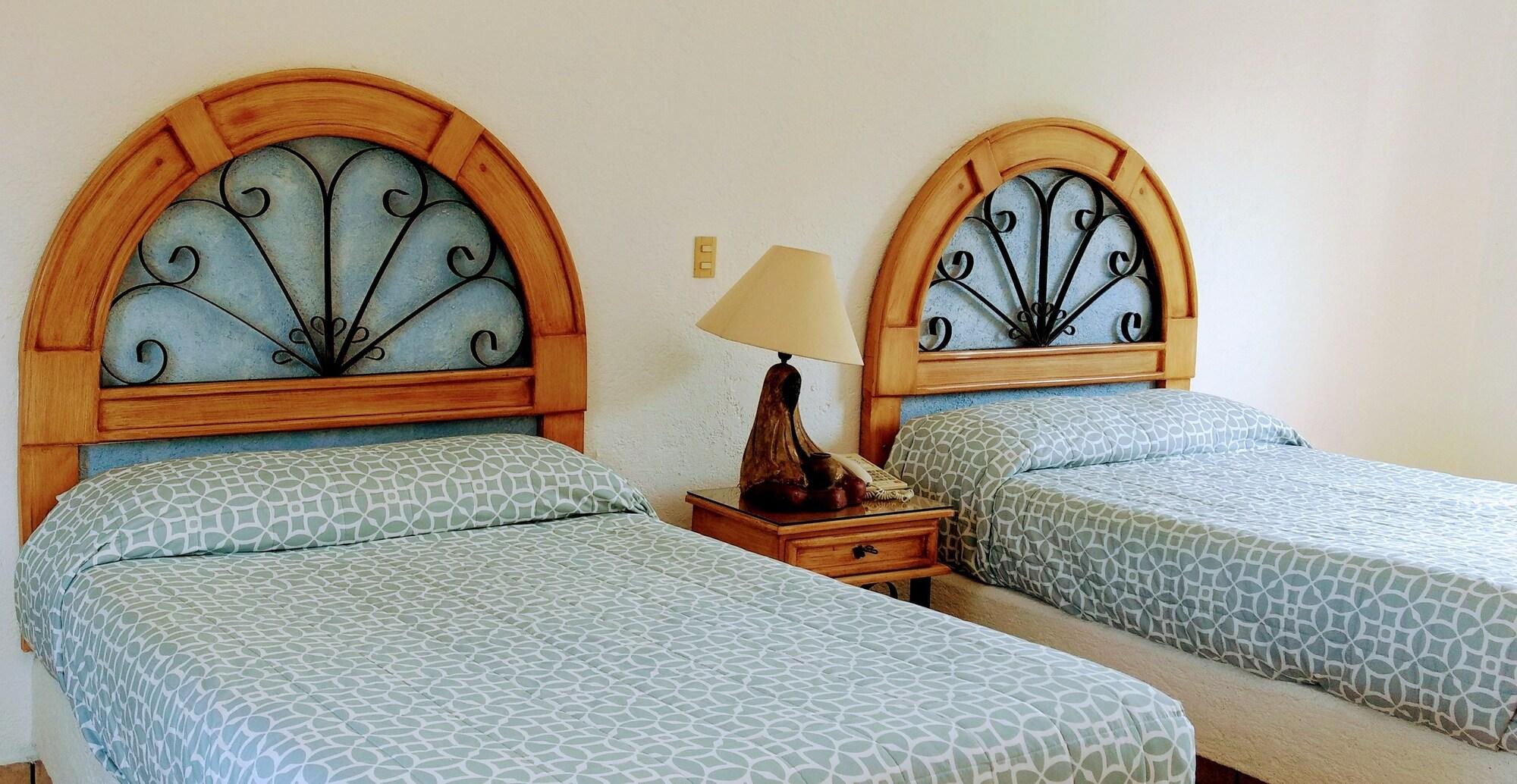 Parador De Manolos Hotel Куернавака Екстериор снимка